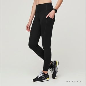 Figs underscrub/workout leggings!! Numerous pockets!